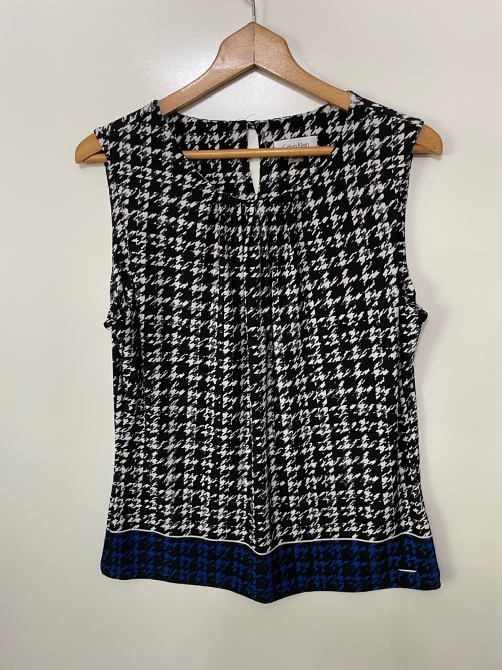 Calvin Klein Houndstooth Flowy Sleeveless Shirt Blue Black Womens L Office Prep